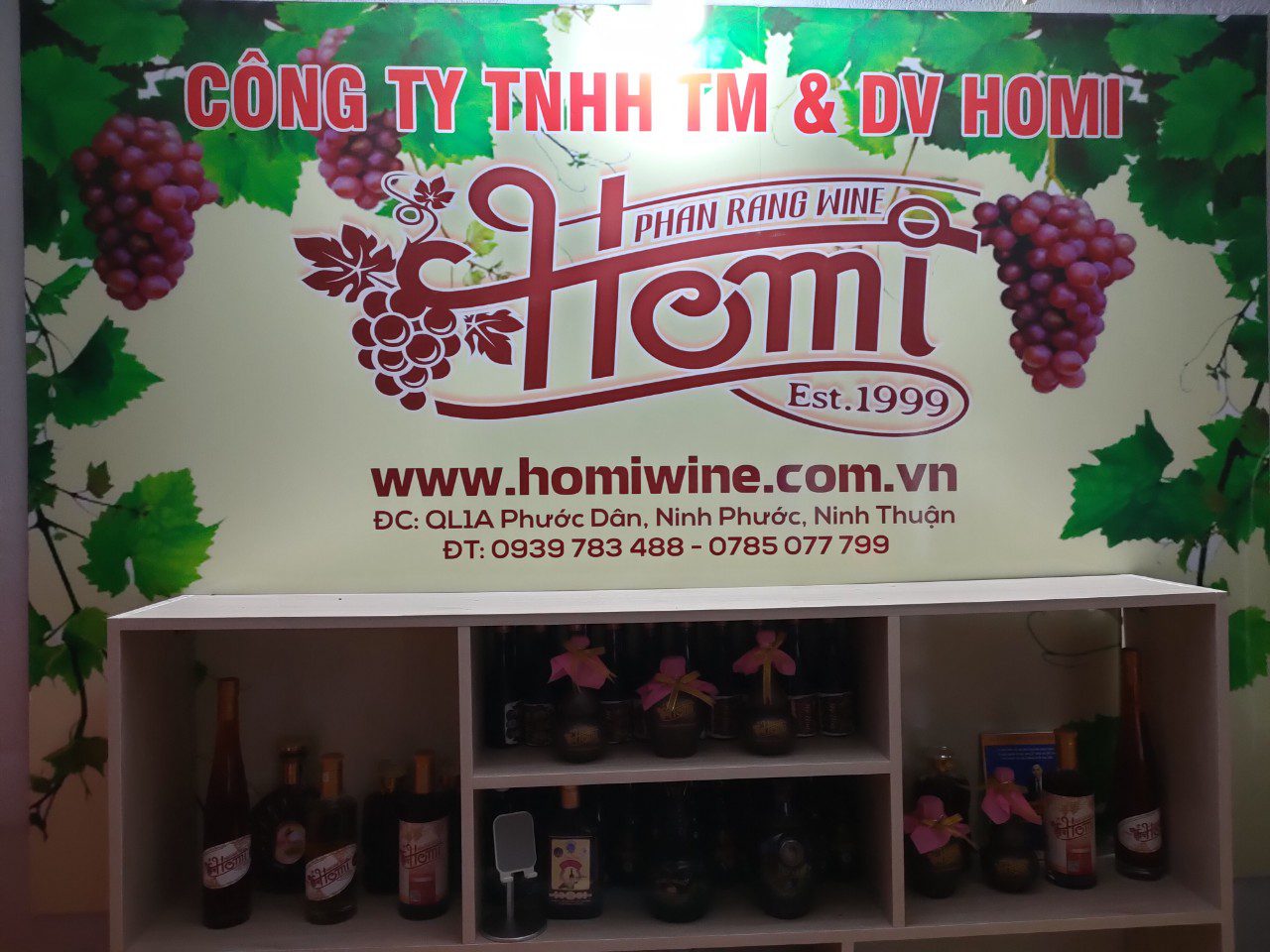 VANG NHO HOMI